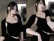 Cô gái Trung Quốc hoàn hảo nhảy